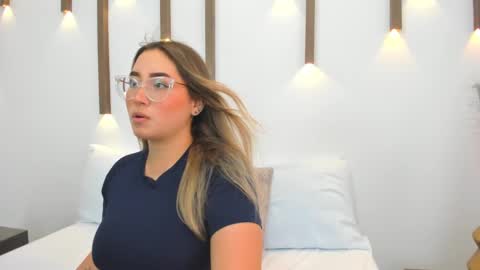 Snapshot of antonella_cutie_ chatting on 02/28/25, 12:09 A N T O N E L L A online show from 02/28/25, 12:09