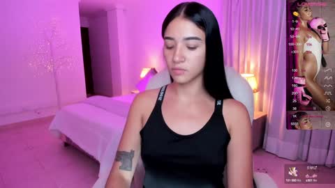  Antonella Grayy  online show from 01/13/25, 10:58