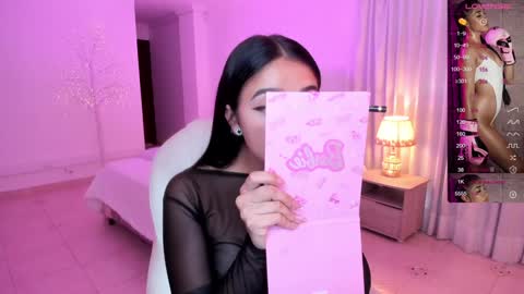  Antonella Grayy  online show from 01/13/25, 02:00