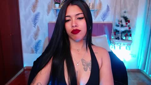 Snapshot of antonella_miller18 chatting on 12/05/24, 05:15 Antonella online show from 12/05/24, 05:15