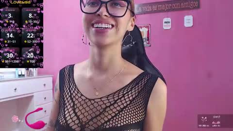 Snapshot of antonella_ponss chatting on 03/06/25, 04:28 antonella_ponss online show from 03/06/25, 04:28