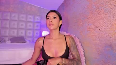 Antonella Rossi online show from 11/16/25, 07:41