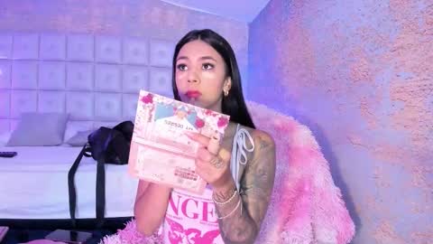 Antonella Rossi online show from 11/17/25, 07:41