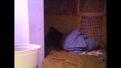 Snapshot of antoniiamaro chatting on 10/19/25, 12:06 antoniiamaro online show from 10/19/25, 12:06