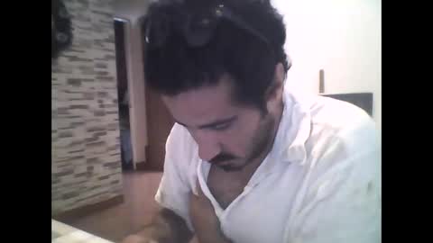 Snapshot of antoniiamaro chatting on 11/06/25, 08:43 antoniiamaro online show from 11/06/25, 08:43