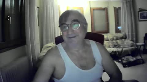 Antonio online show from 12/12/24, 07:04