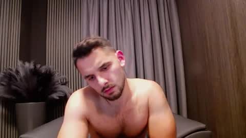 HI My name is Antonio online show from 11/16/25, 08:14