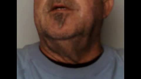 Snapshot of antonioxx454 chatting on 11/07/25, 08:09 AntonioyJesy online show from 11/07/25, 08:09