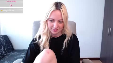 Antonia online show from 12/12/24, 05:04