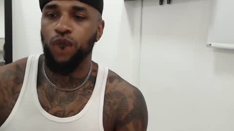 antwanblack11 online show from 10/08/25, 03:37