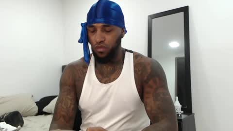 antwanblack11 online show from 10/15/25, 06:19