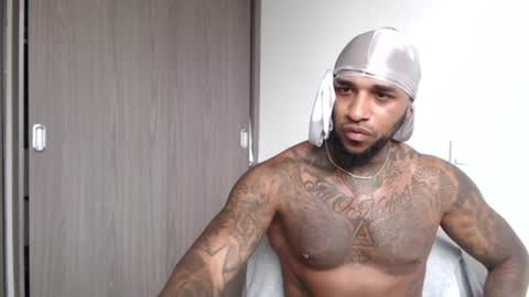 antwanblack11 online show from 11/15/25, 05:53