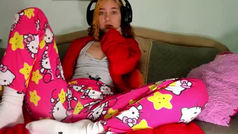 Any online show from 11/04/25, 07:02