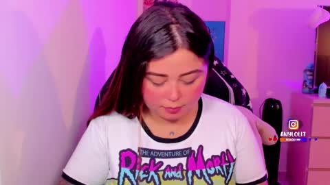   Independent model  online show from 10/08/25, 05:43