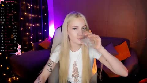 Anya online show from 10/13/25, 02:11