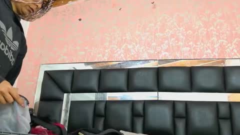 Chelmi online show from 10/25/25, 11:51