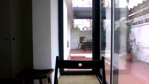 Snapshot of apc_3 chatting on 11/10/25, 08:24 apc_3 online show from 11/10/25, 08:24