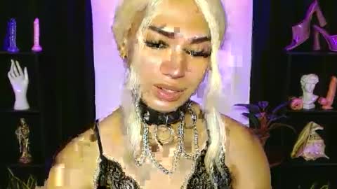 Snapshot of aphr0dite_x chatting on 01/29/25, 06:18 Roman Goddess online show from 01/29/25, 06:18