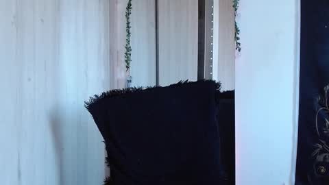 aphrodite__bloom online show from 09/29/25, 08:57