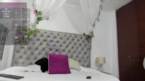 Snapshot of apolo_bianco_ chatting on 12/02/24, 11:34 APOLO online show from 12/02/24, 11:34