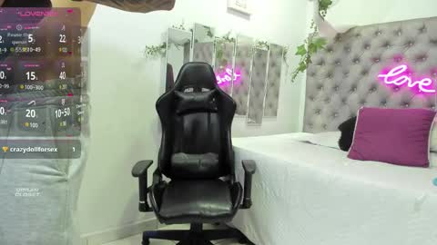 Snapshot of apolo_bianco_ chatting on 12/02/24, 02:41 APOLO online show from 12/02/24, 02:41