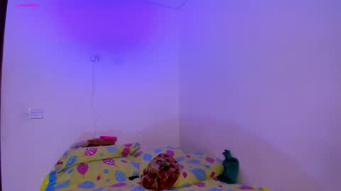 Maria online show from 10/10/25, 09:14