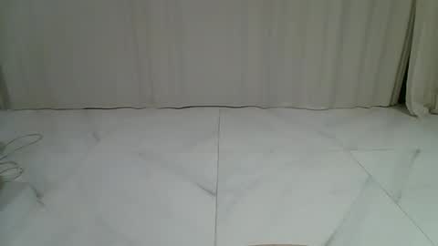 Snapshot of april2000 chatting on 02/10/25, 07:07 april2000 online show from 02/10/25, 07:07