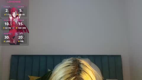 Snapshot of april__bunny chatting on 12/04/24, 09:02 April Bunny online show from 12/04/24, 09:02