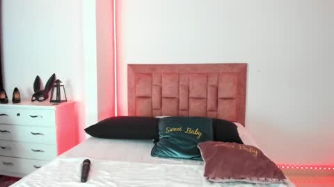 april collinsxx online show from 02/22/25, 02:06