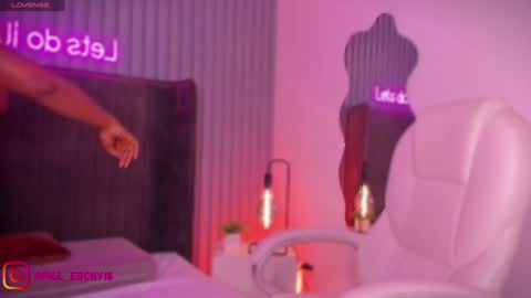 Snapshot of april_ebony18_ chatting on 01/28/25, 10:45 April online show from 01/28/25, 10:45