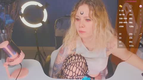 Snapshot of april_hentaigirl chatting on 12/09/24, 12:12 my special content online show from 12/09/24, 12:12