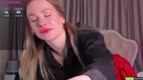 April online show from 11/08/25, 09:09