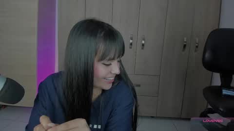 Snapshot of aprilpalmers chatting on 02/17/25, 02:20 Danna online show from 02/17/25, 02:20