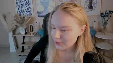 April. All year round.  online show from 09/30/25, 01:43