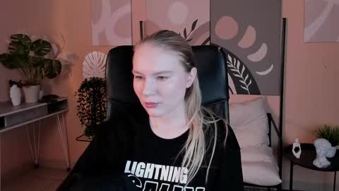 April. All year round.  online show from 10/07/25, 11:46