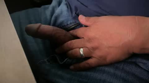 Snapshot of aq9166 chatting on 12/05/24, 12:19 artistry online show from 12/05/24, 12:19