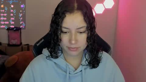 Snapshot of aqua_emilly chatting on 01/14/25, 01:47 aqua emilly online show from 01/14/25, 01:47