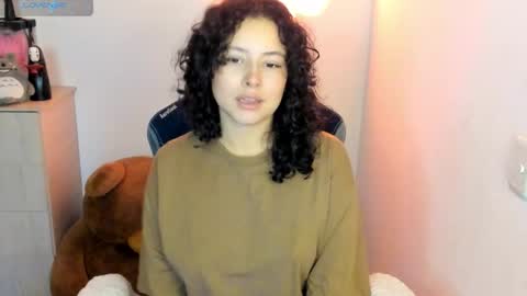 Snapshot of aqua_emilly chatting on 10/01/25, 11:22 aqua emilly online show from 10/01/25, 11:22