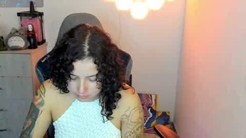 Snapshot of aqua_emilly chatting on 10/03/25, 12:07 aqua emilly online show from 10/03/25, 12:07