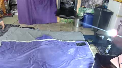 Snapshot of aquafoxxy chatting on 11/05/25, 09:48 aquafoxxy online show from 11/05/25, 09:48