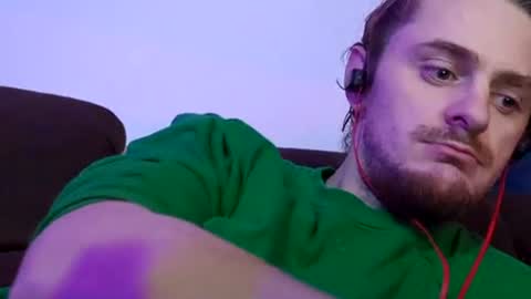 Snapshot of aquarius4220 chatting on 01/05/25, 10:53 Aquarius420 online show from 01/05/25, 10:53