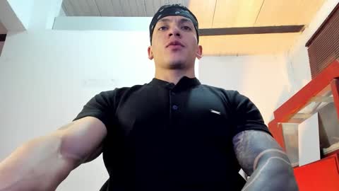 Jonathan online show from 10/06/25, 09:01