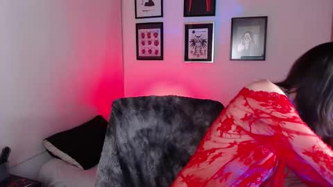 Arabella online show from 10/20/25, 02:34