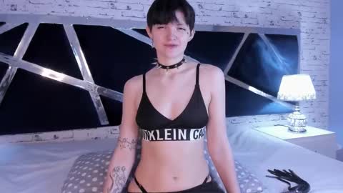 Snapshot of arabellablue chatting on 10/19/25, 02:18 ArabellaBlue online show from 10/19/25, 02:18