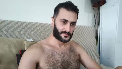 Snapshot of arabhairy90 chatting on 12/11/24, 10:58 hairycub online show from 12/11/24, 10:58