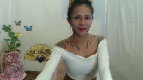 Snapshot of arablack69 chatting on 10/01/25, 10:38 arah online show from 10/01/25, 10:38
