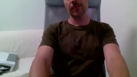 Snapshot of aragon9999 chatting on 09/28/25, 04:56 aragon9999 online show from 09/28/25, 04:56