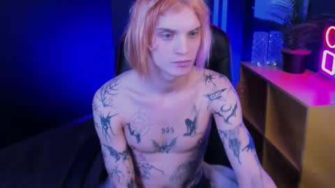 Snapshot of archiehali chatting on 09/17/25, 08:32 archiehali online show from 09/17/25, 08:32