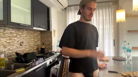 Archie online show from 11/08/25, 08:51