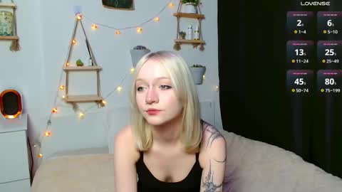 Jenny online show from 11/19/25, 08:47